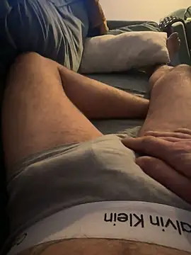 Snapshot of Bigtitsloveshow chatting on 02/08/26, 08:18 Bigtitsloveshow online show from 02/08/26, 08:18