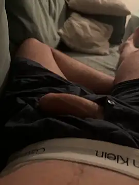 Snapshot of Bigtitsloveshow chatting on 03/04/26, 04:18 Bigtitsloveshow online show from 03/04/26, 04:18