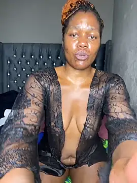 Kikie23 online show from 11/24/25, 12:10