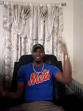 Snapshot of lathadon chatting on 01/19/26, 07:23 lathadon online show from 01/19/26, 07:23