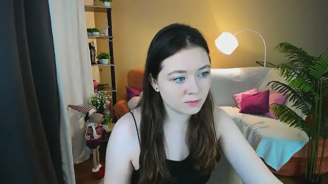 AlluringLookk online show from 11/22/25, 09:08