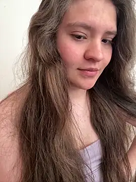 Emilyybennet  online show from 04/13/26, 04:12