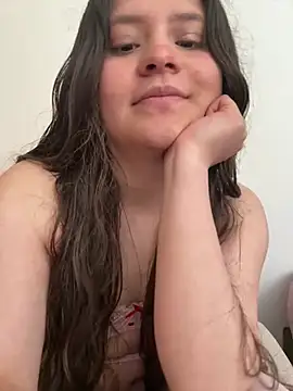 Snapshot of Emilyybennet_ chatting on 05/09/26, 10:15 Emilyybennet online show from 05/09/26, 10:15