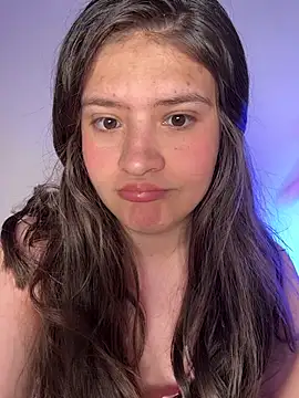 Snapshot of Emilyybennet_ chatting on 07/16/26, 02:50 Emilyybennet online show from 07/16/26, 02:50