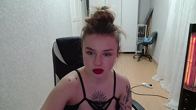 AngelicaHollywood online show from 11/28/25, 08:00