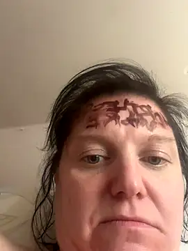 Snapshot of lisamarie4385 chatting on 11/16/25, 03:12 lisamarie4385 online show from 11/16/25, 03:12