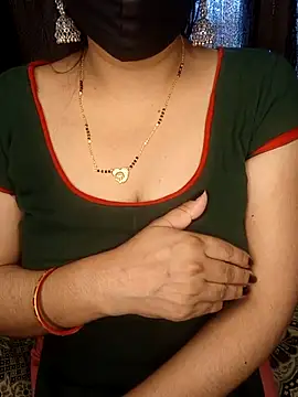 Snapshot of officialbhabhi chatting on 09/18/25, 07:21 officialbhabhi online show from 09/18/25, 07:21