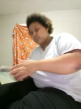 chocolate bella online show from 09/10/25, 01:16