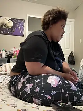 chocolate bella online show from 10/16/25, 01:50