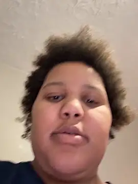 chocolate bella online show from 11/26/25, 07:15