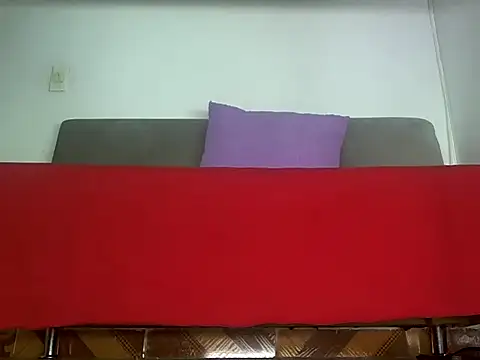 Snapshot of findomlatin chatting on 02/23/26, 09:39 findomlatin online show from 02/23/26, 09:39