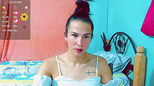 Snapshot of Azley_sweet chatting on 01/21/25, 06:55 Azley sweet online show from 01/21/25, 06:55