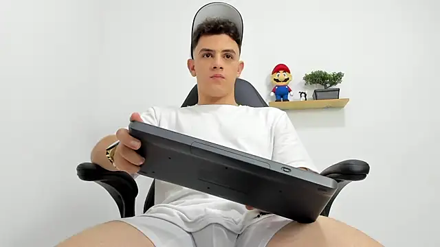 Mikecooper online show from 09/27/25, 09:53