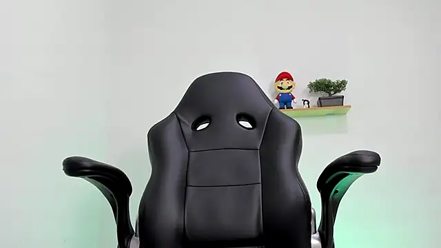 Mikecooper online show from 02/03/26, 06:40