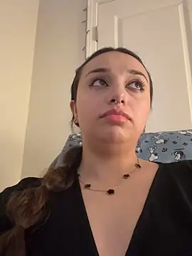 CharmingMaddie online show from 02/11/26, 05:12