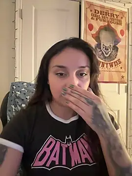 CharmingMaddie online show from 03/22/26, 04:27