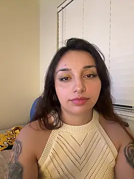 CharmingMaddie online show from 04/09/26, 06:19