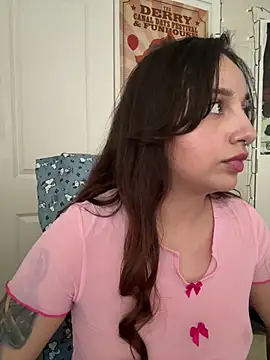 CharmingMaddie online show from 04/16/26, 10:01