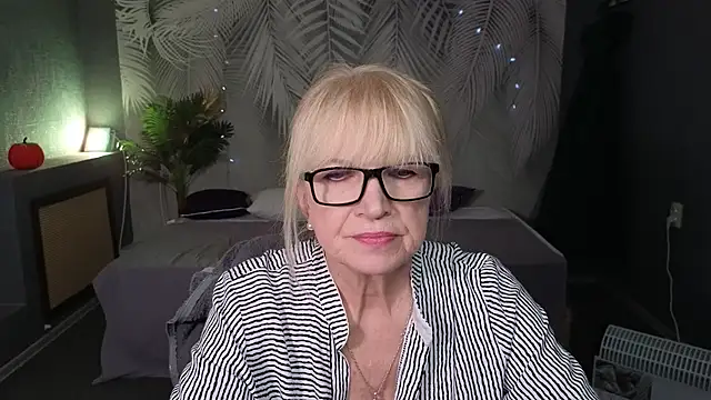 Sabina Ros online show from 11/20/25, 08:14