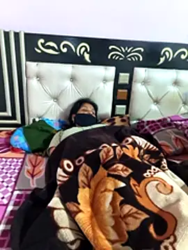 Love-pari077 online show from 12/02/25, 01:00