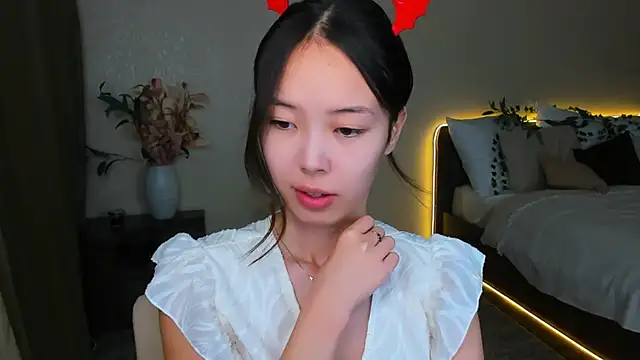 Snapshot of SoulHarmoonyy chatting on 10/01/25, 01:28 SoulHarmoonyy online show from 10/01/25, 01:28