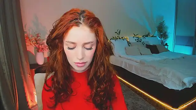 ChristinaConteeree online show from 11/10/25, 01:43