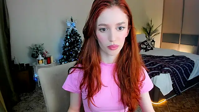 ChristinaConteeree online show from 12/15/25, 01:15