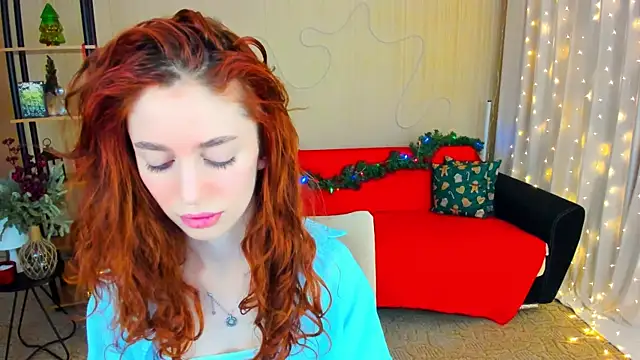 ChristinaConteeree online show from 12/22/25, 06:16