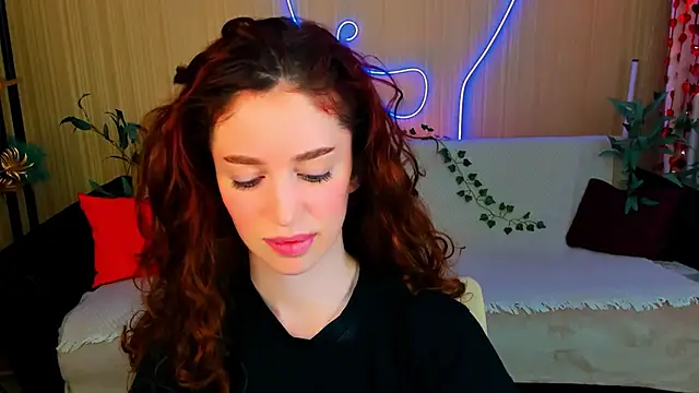 ChristinaConteeree online show from 03/27/26, 07:35