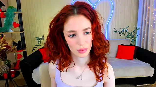 ChristinaConteeree online show from 07/03/26, 06:25