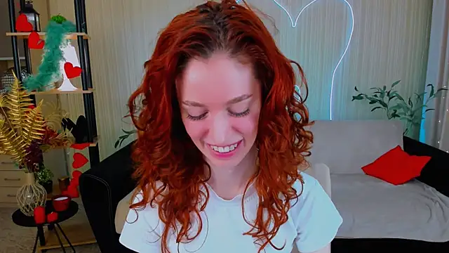 ChristinaConteeree online show from 07/16/26, 07:20