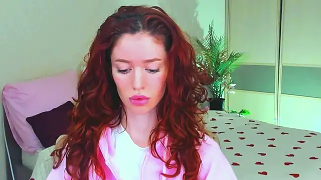 ChristinaConteeree online show from 07/17/26, 07:19