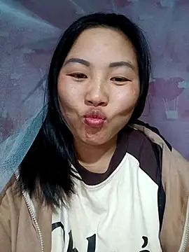 Love-Ly99 online show from 11/28/25, 06:05