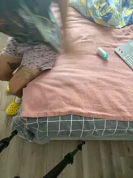 darkdecide online show from 11/02/25, 10:50