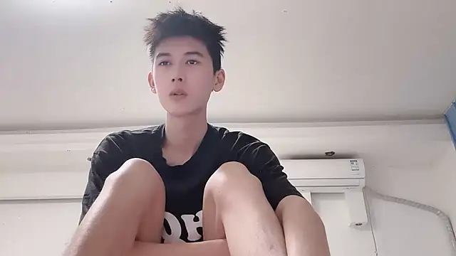 xiaojie2563 online show from 09/09/25, 12:48