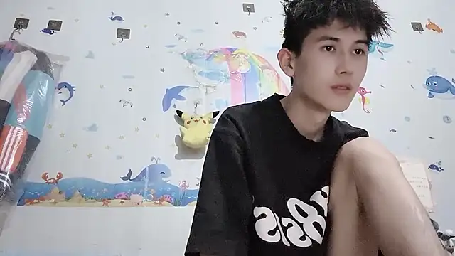 xiaojie2563 online show from 10/17/25, 07:27