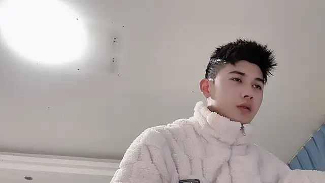 xiaojie2563 online show from 02/04/26, 12:55