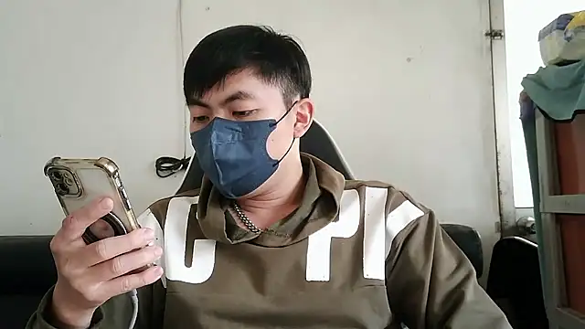 bigbb101011 online show from 01/14/26, 05:35