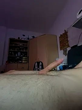 Snapshot of xmilolivex chatting on 10/17/25, 03:58 xmilolivex online show from 10/17/25, 03:58