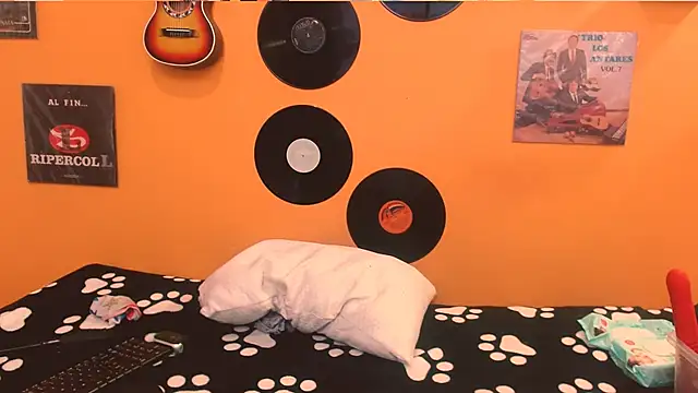 meisevil77 online show from 11/23/25, 03:06