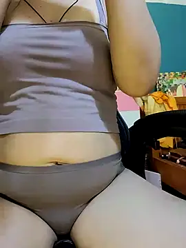 Bee sweet online show from 10/27/25, 03:38