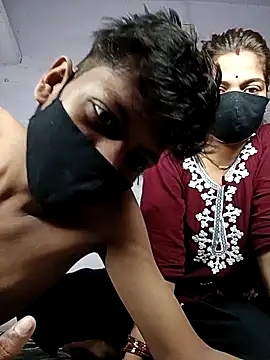 hiddennisha online show from 09/12/25, 06:41