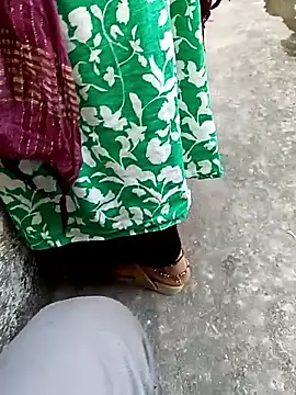 hiddennisha online show from 10/16/25, 11:00