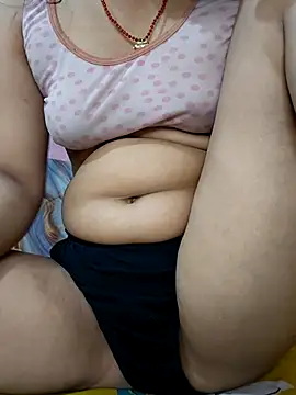 Snapshot of hiddennisha chatting on 05/05/26, 01:46 hiddennisha online show from 05/05/26, 01:46