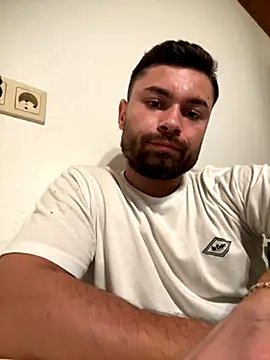 irimiea1729 online show from 10/07/25, 12:41