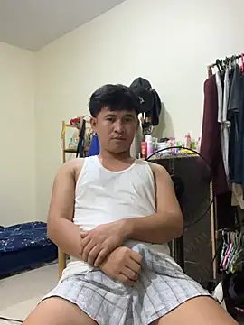 Snapshot of Adim-pinoy146 chatting on 06/22/26, 07:05 Adim-pinoy146 online show from 06/22/26, 07:05