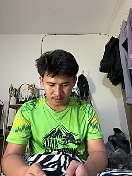 Snapshot of Adim-pinoy146 chatting on 07/05/26, 06:48 Adim-pinoy146 online show from 07/05/26, 06:48