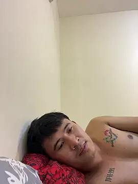 Snapshot of Adim-pinoy146 chatting on 07/12/26, 02:24 Adim-pinoy146 online show from 07/12/26, 02:24
