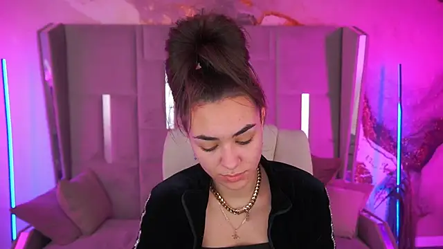 EricaSin online show from 10/19/25, 06:03