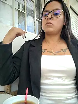 LunaHot 777 online show from 10/04/25, 08:29